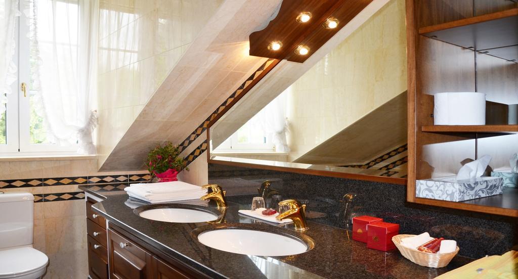 Seehotel Porcia เพิร์ทชาค อัม เวิร์ทเทอร์ซี ภายนอก รูปภาพ