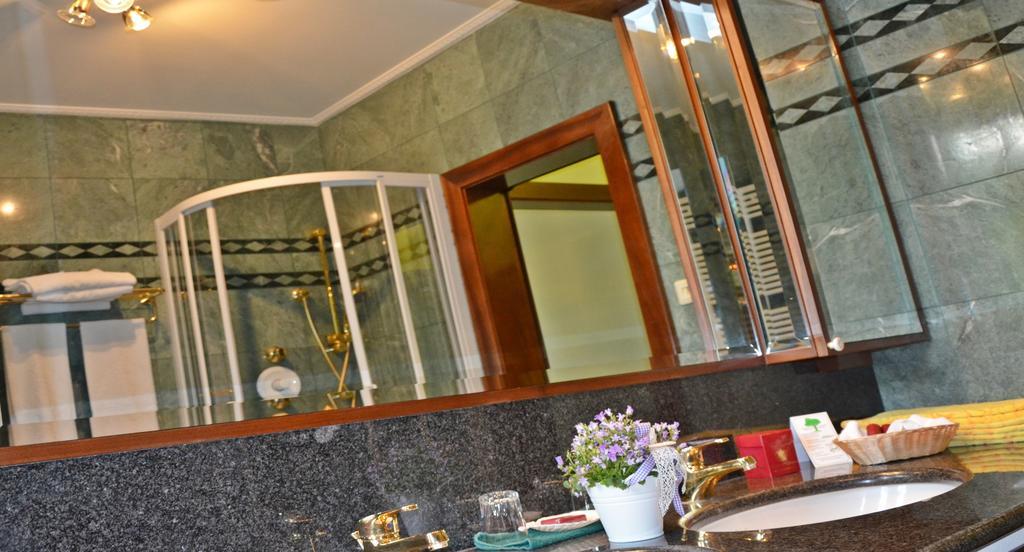 Seehotel Porcia เพิร์ทชาค อัม เวิร์ทเทอร์ซี ภายนอก รูปภาพ